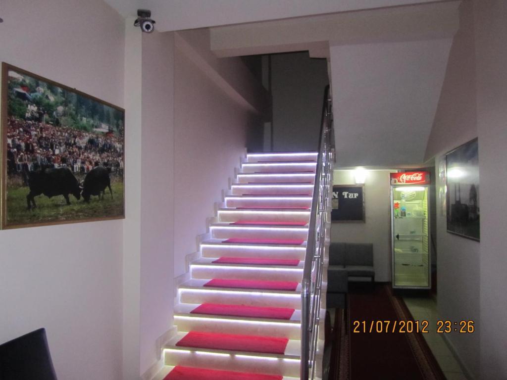 Hotel Yesil Artvin エルズルム エクステリア 写真